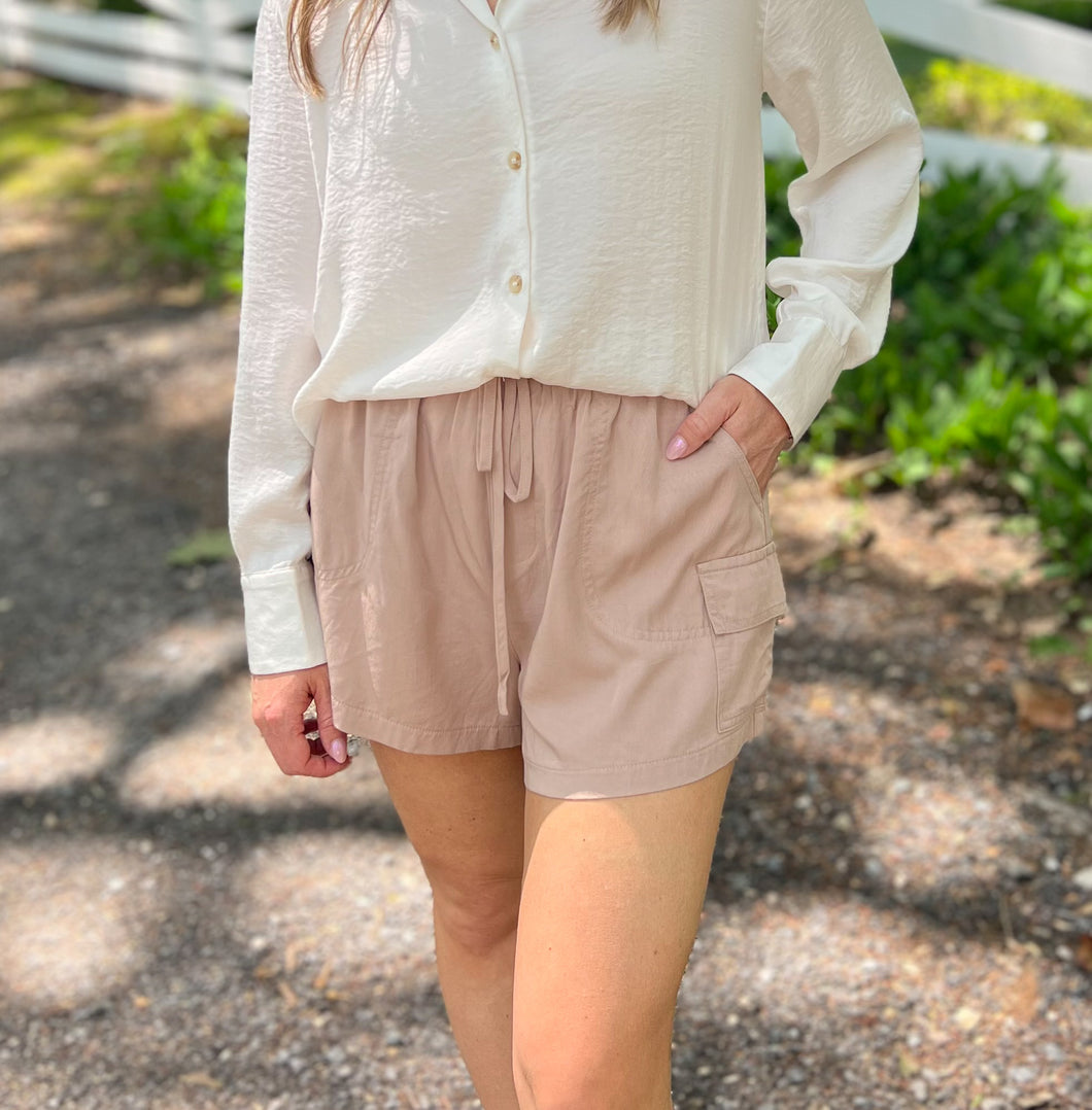 FINAL SALE - Tan Side Pocket Short